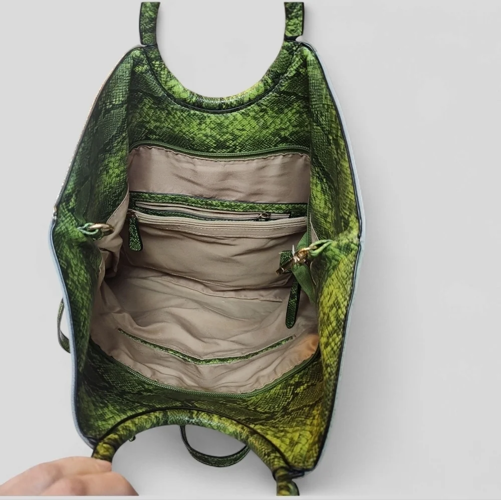 NWOT DukiDaso Green, Gray & Gold Tote